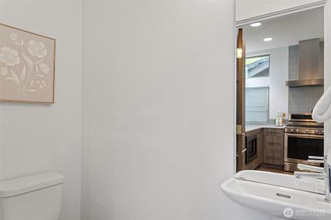 316 S 26th Ave S Seattle WA 98144