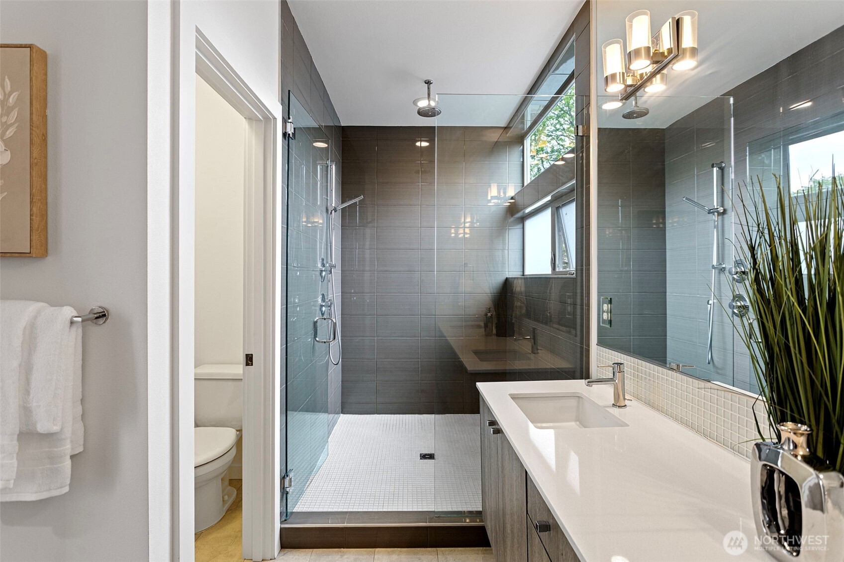 316 S 26th Ave S Seattle WA 98144