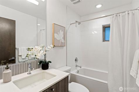 316 S 26th Ave S Seattle WA 98144