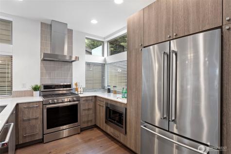 316 S 26th Ave S Seattle WA 98144