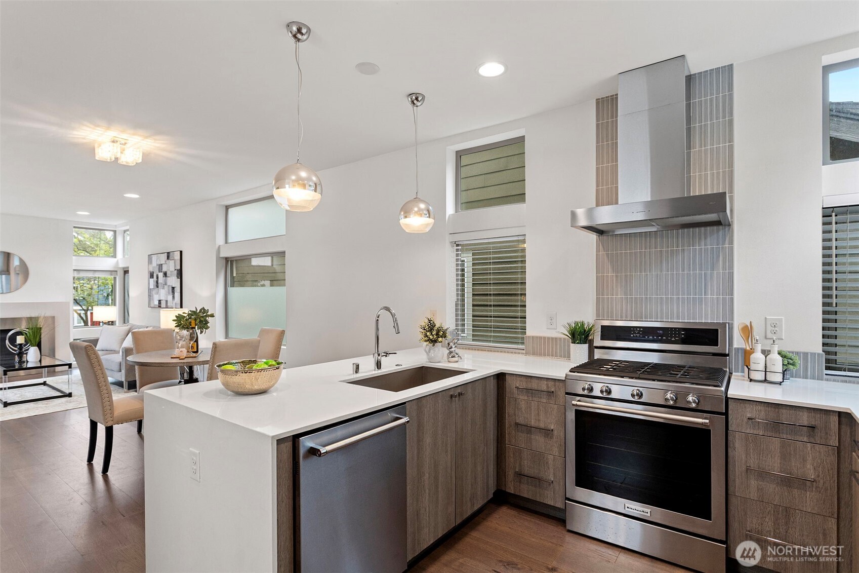 316 S 26th Ave S Seattle WA 98144