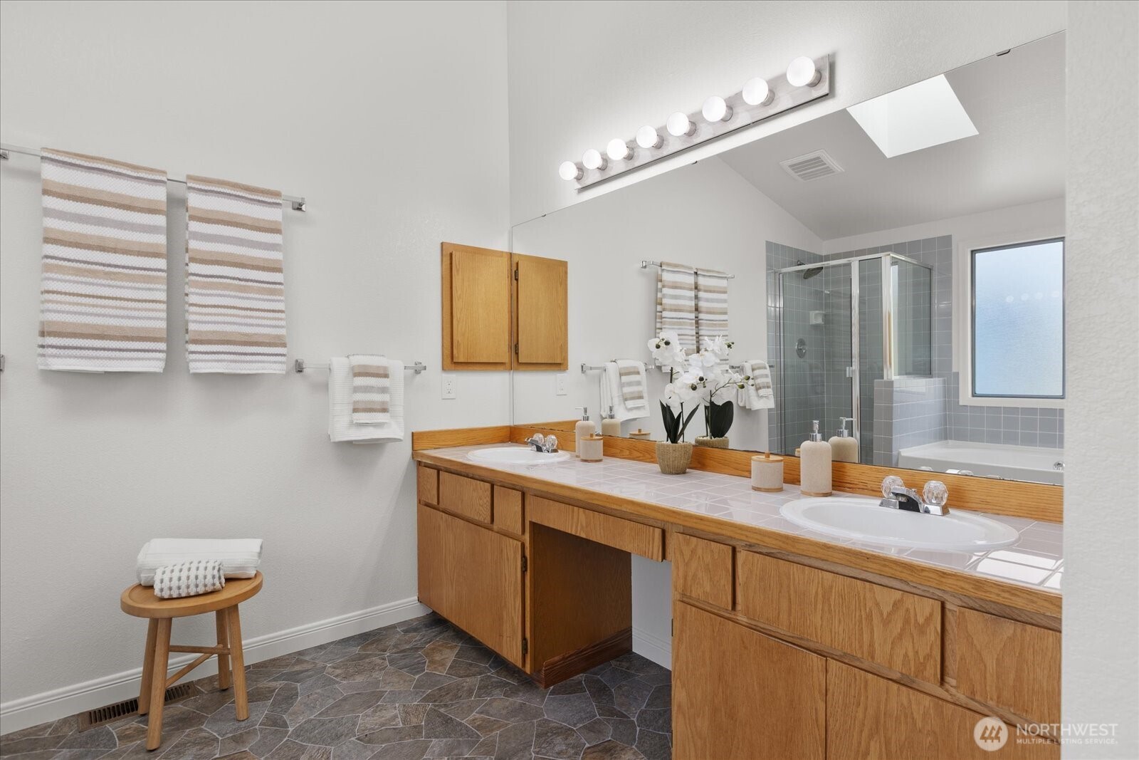 22311 6th Drive SE Bothell WA 98021