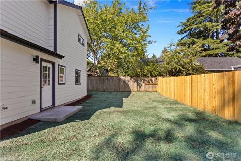 9737 Evanston Avenue N Seattle WA 98103