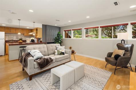 17420 NE 11th Street Bellevue WA 98008