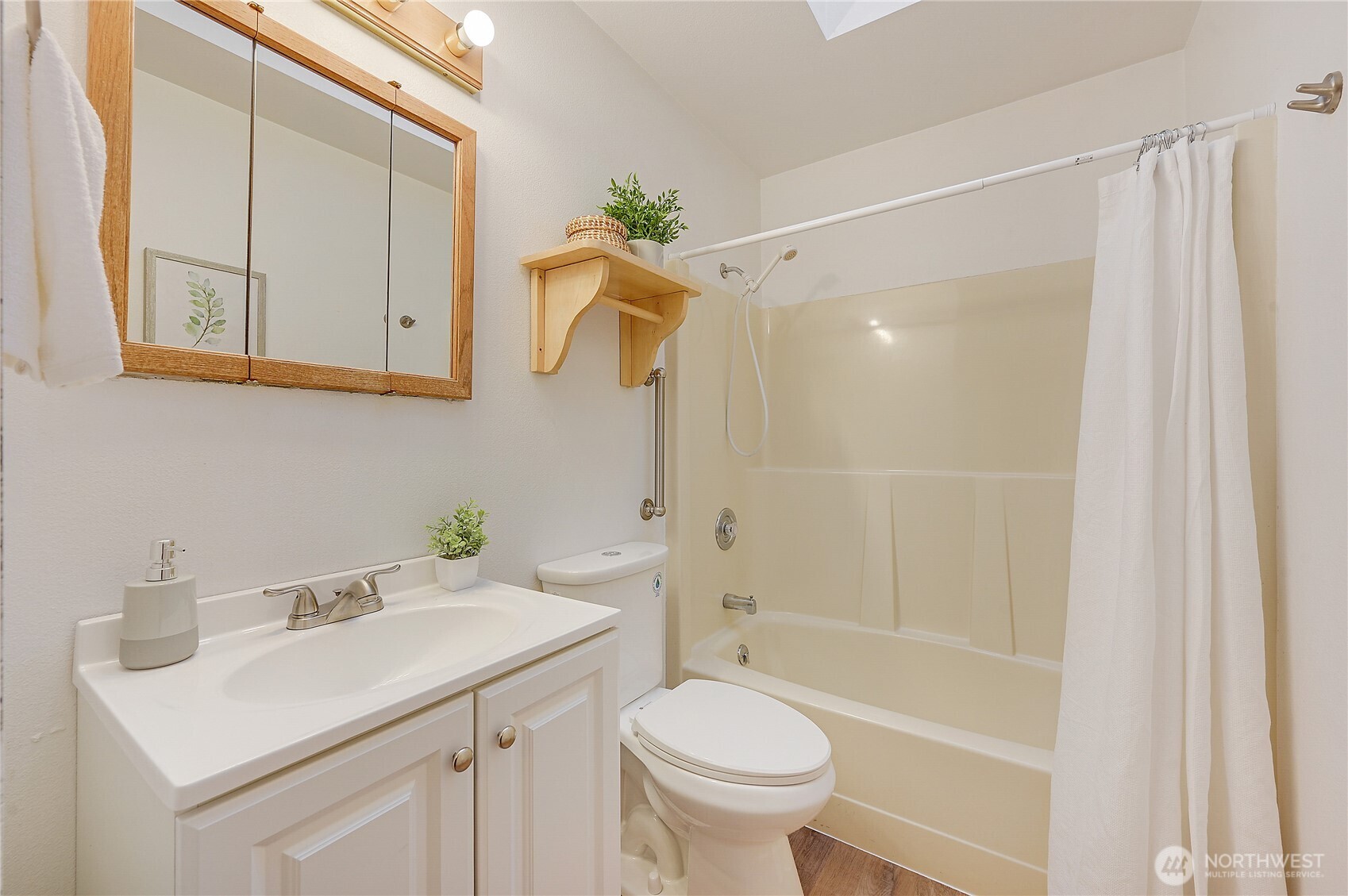 320 N North Street Sequim WA 98382