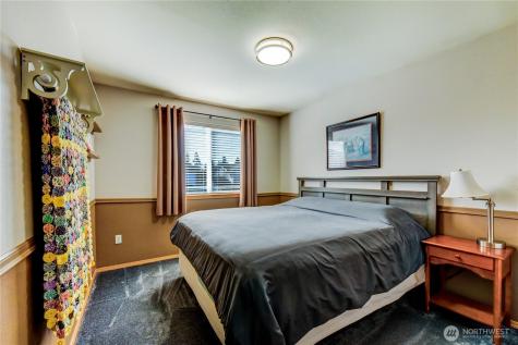 1523 151st Street SW Lynnwood WA 98087