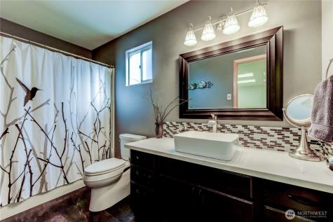 1523 151st Street SW Lynnwood WA 98087