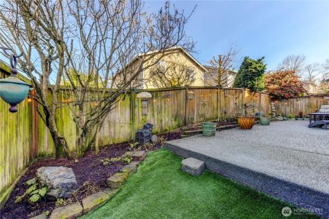1523 151st Street SW Lynnwood WA 98087