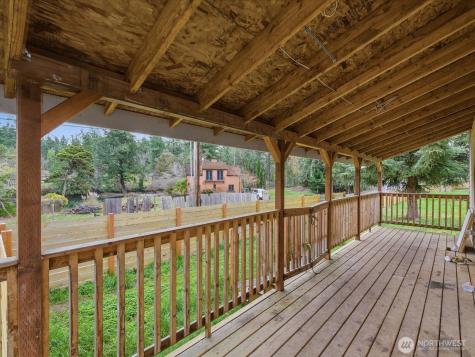 16602 Delano Road Lakebay WA 98349