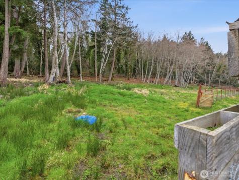 16602 Delano Road Lakebay WA 98349