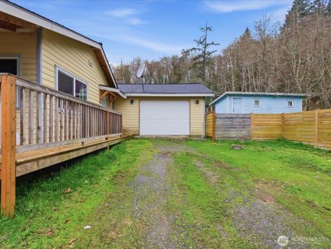 16602 Delano Road Lakebay WA 98349