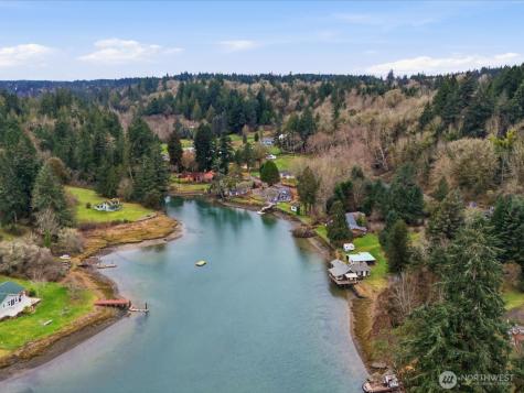 16602 Delano Road Lakebay WA 98349