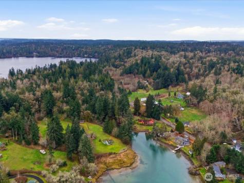 16602 Delano Road Lakebay WA 98349