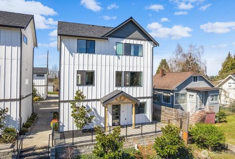 8451 18th Avenue SW Seattle WA 98106