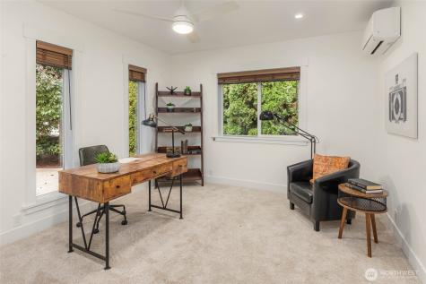 20 Cascade Key Bellevue WA 98006