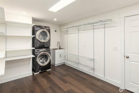 20 Cascade Key Bellevue WA 98006