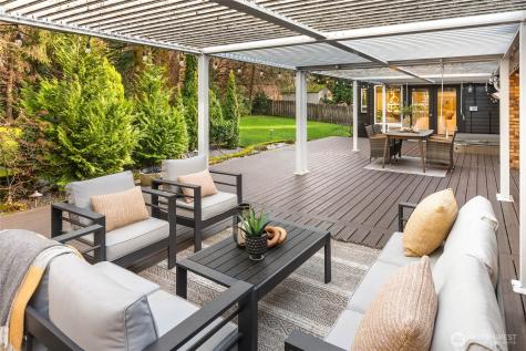 20 Cascade Key Bellevue WA 98006