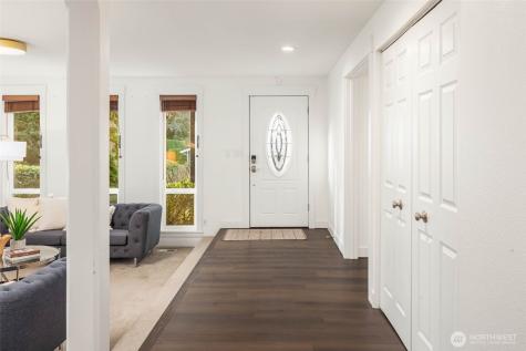 20 Cascade Key Bellevue WA 98006