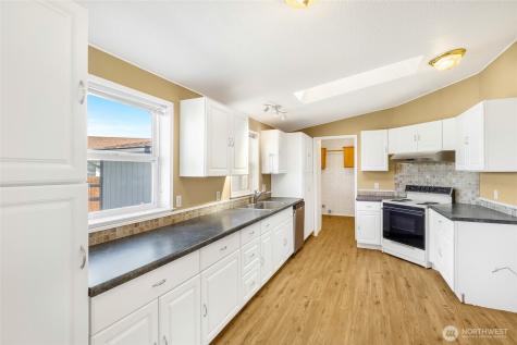 5426 Crystal Springs Place NE Moses Lake WA 98837