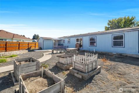 5426 Crystal Springs Place NE Moses Lake WA 98837
