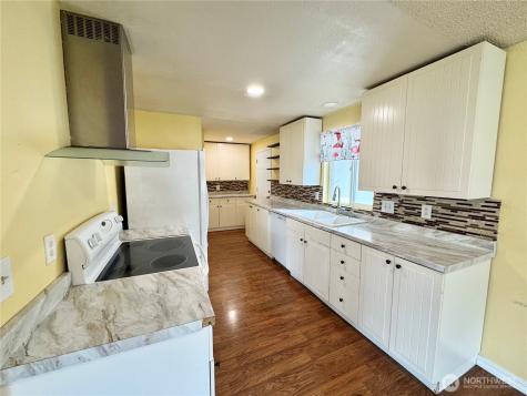 4374 Northgate Drive Oak Harbor WA 98277