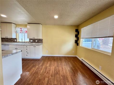 4374 Northgate Drive Oak Harbor WA 98277