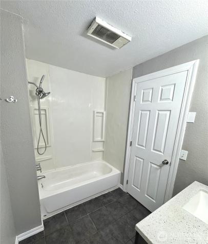 4374 Northgate Drive Oak Harbor WA 98277