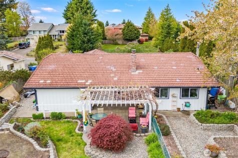 9910 Zircon Drive SW Lakewood WA 98498