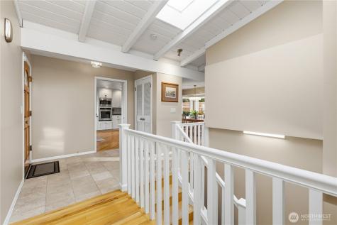 13635 SE 43rd Street Bellevue WA 98006