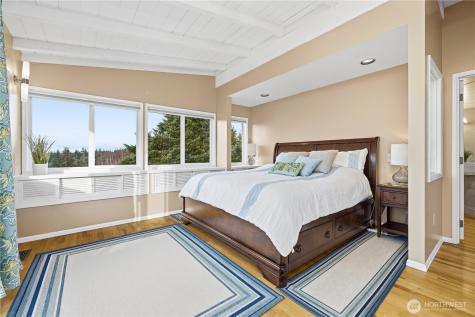 13635 SE 43rd Street Bellevue WA 98006