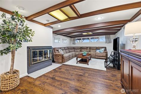 13635 SE 43rd Street Bellevue WA 98006