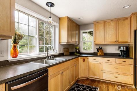 32 Ponderosa Drive Oak Harbor WA 98277