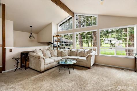 32 Ponderosa Drive Oak Harbor WA 98277