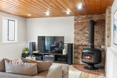14301 101st Place NE Kirkland WA 98034