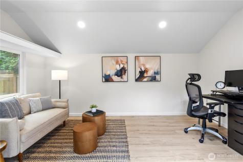 14301 101st Place NE Kirkland WA 98034