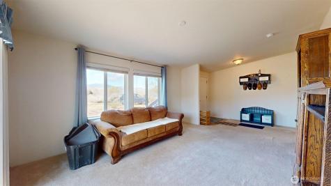 32 Valley View Drive Tonasket WA 98855