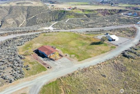 32 Valley View Drive Tonasket WA 98855