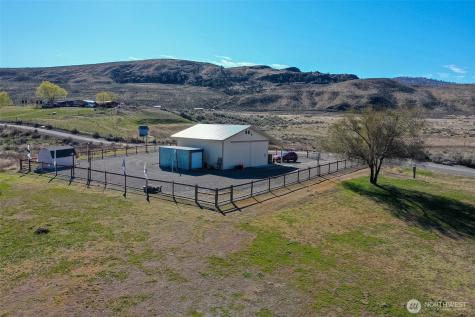 32 Valley View Drive Tonasket WA 98855