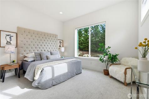2582 136th Lane SE Bellevue WA 98005