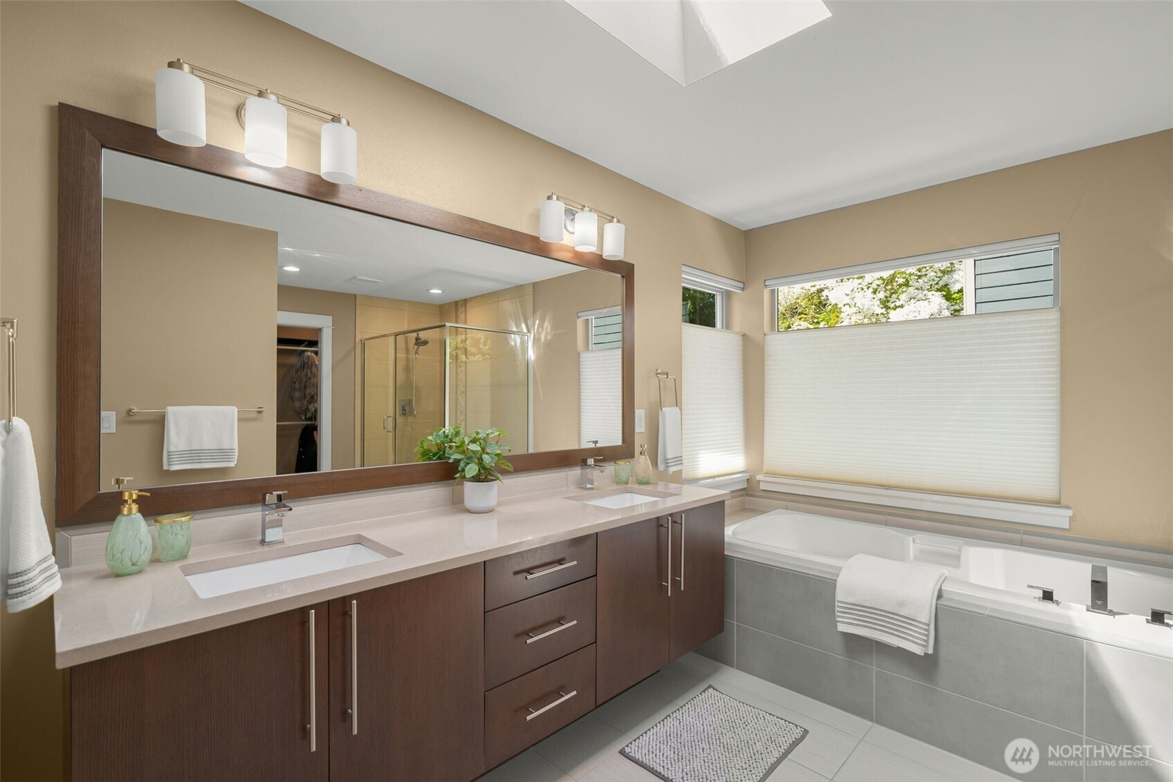 11222 116th Place NE Kirkland WA 98033