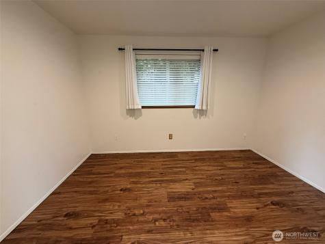 12043 Bartlett Avenue NE Seattle WA 98125