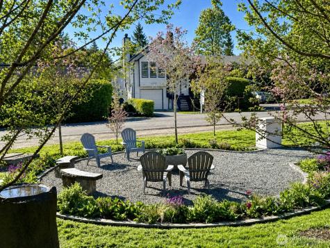 12043 Bartlett Avenue NE Seattle WA 98125