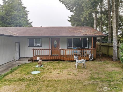 1809 229th Place Ocean Park WA 98640