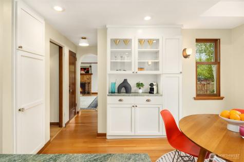 6856 17th Avenue NE Seattle WA 98115