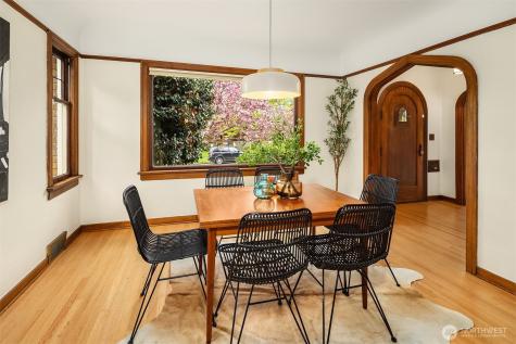 6856 17th Avenue NE Seattle WA 98115