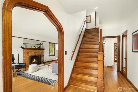 6856 17th Avenue NE Seattle WA 98115