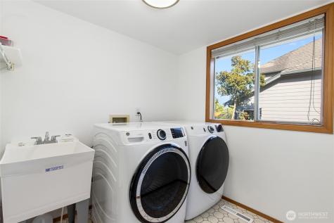 2423 240th Street SE Bothell WA 98021
