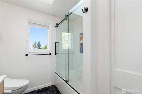 2423 240th Street SE Bothell WA 98021