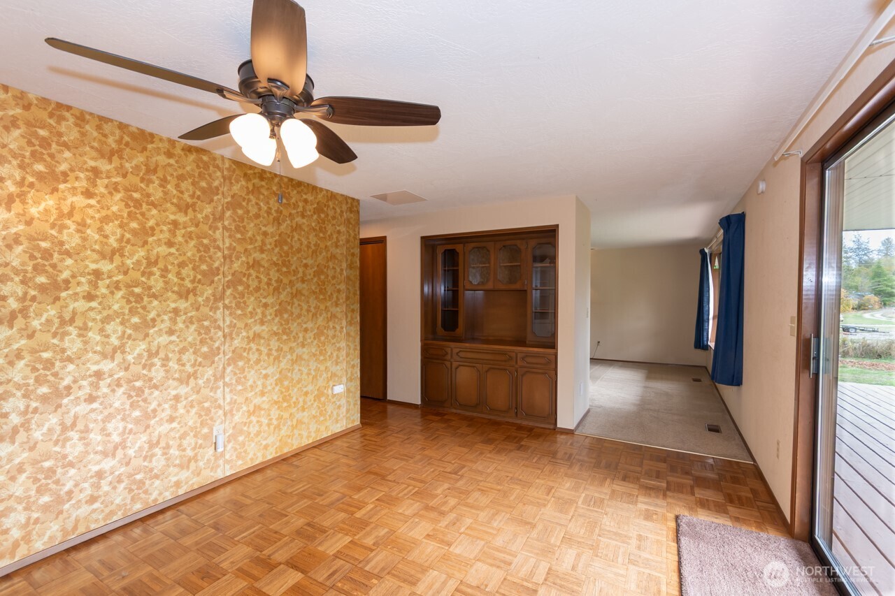2808 W Edgewood Drive Port Angeles WA 98363