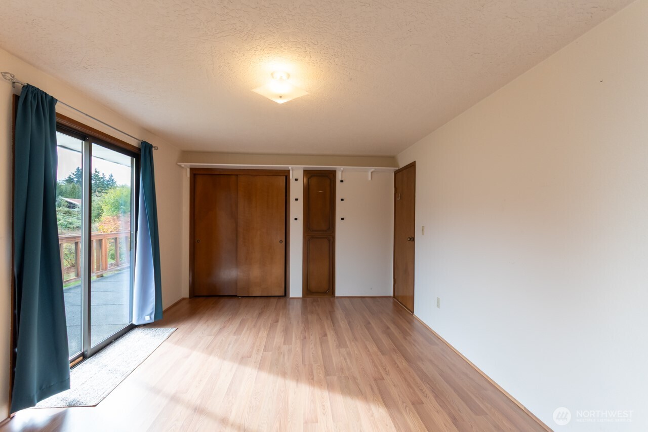 2808 W Edgewood Drive Port Angeles WA 98363